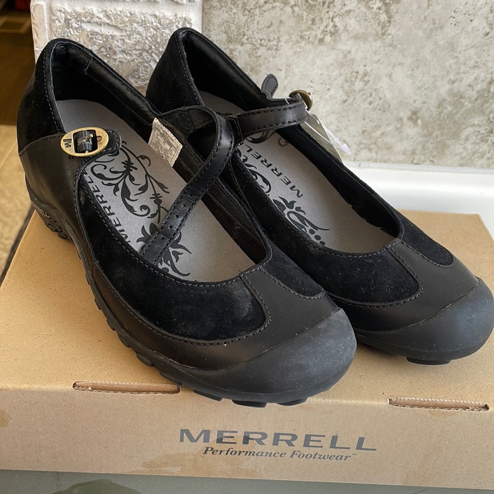NIB Merrell Plaza Mary Jane, size 8